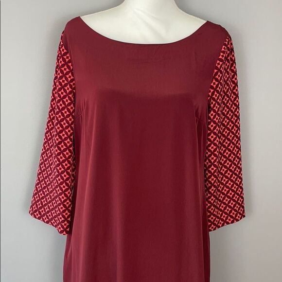 Old Navy Red Printed Sleeve Shift Dress. Size Medium. NWT. Minimalist Lagenlook. - Picture 2 of 12